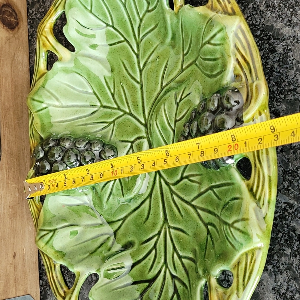 Vintage J. Willifred Hand Crafted Grape Leaves Platter - Picture 8 of 10